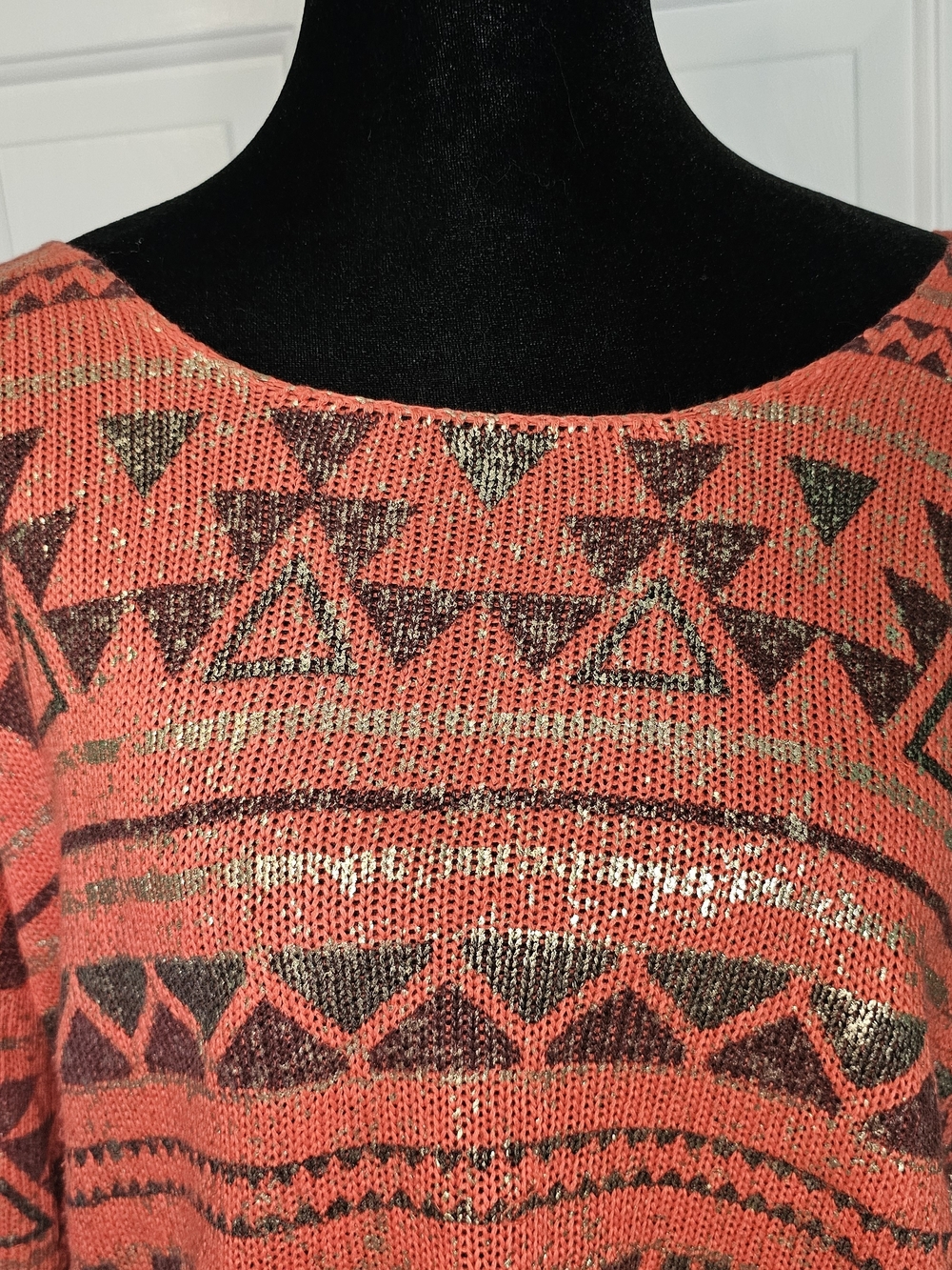 AVALIN Coral Aztec Knit Sweater Women's Size L - Picture 2 of 10
